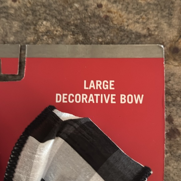 Martha Stewart black and white bow. - Picture 3 of 4